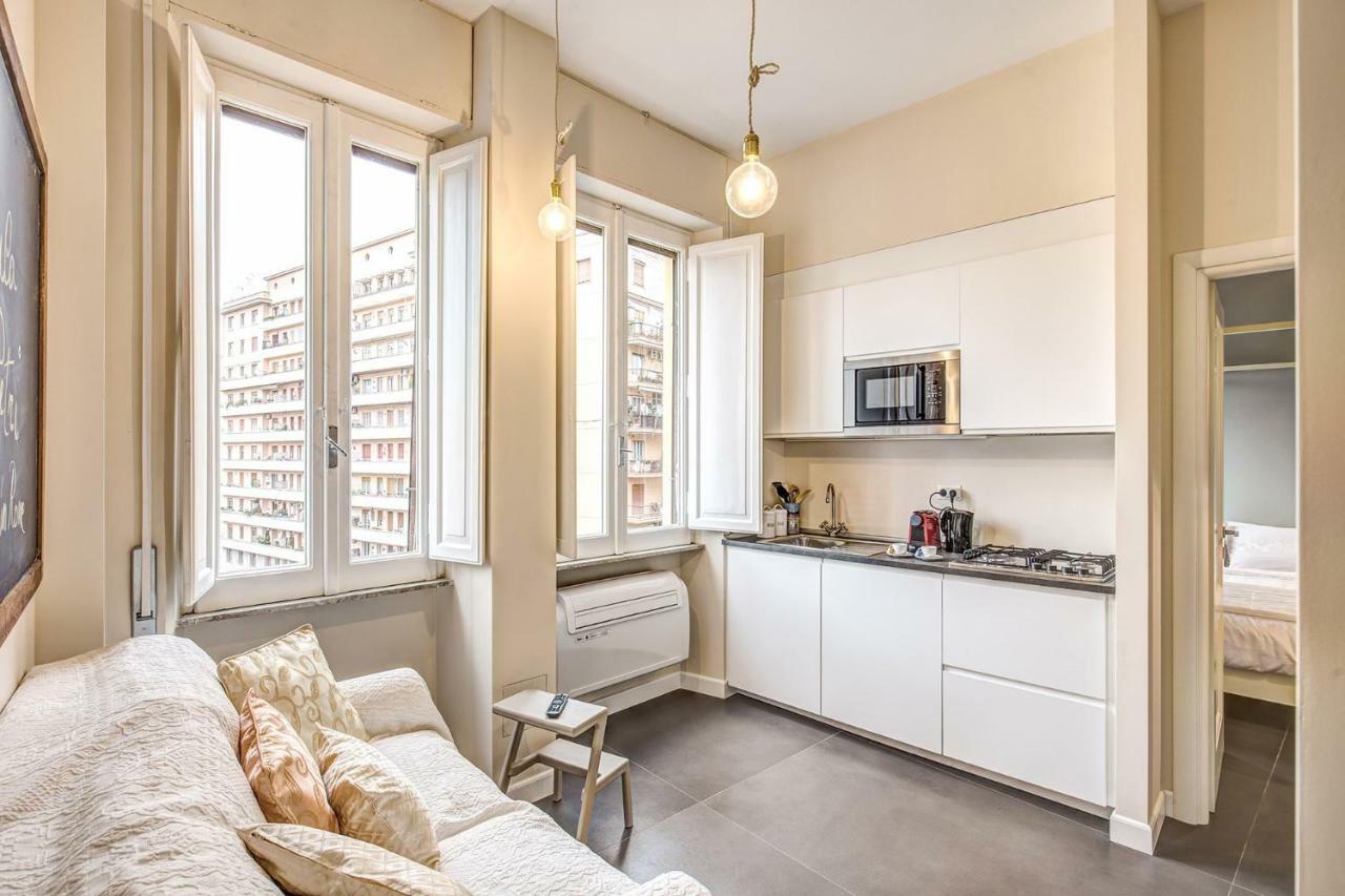 Insula Petri _ 2Bdr Apartment Roma Ngoại thất bức ảnh